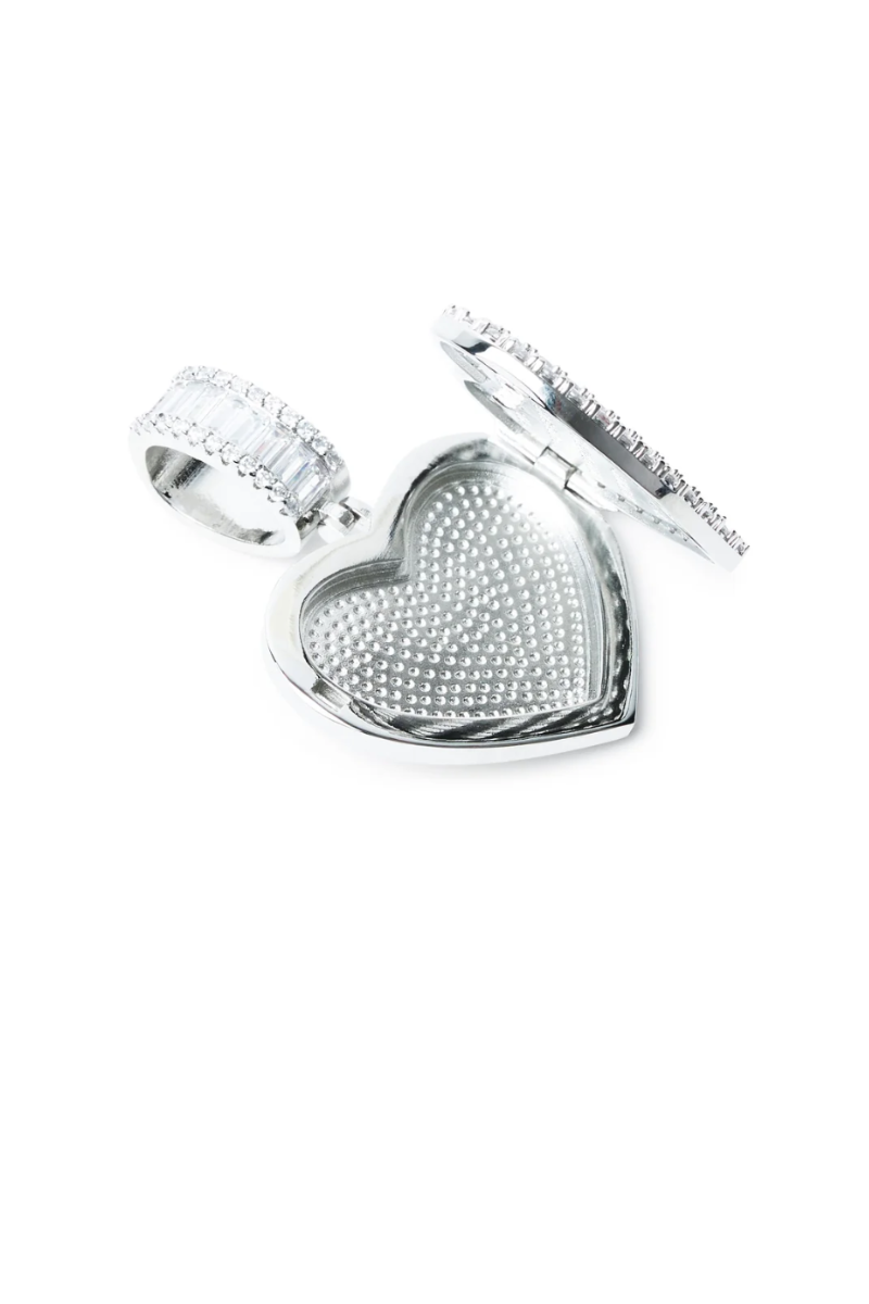 LUXIIVA® LOCKET HEART CUSTOM PICTURE PENDANT