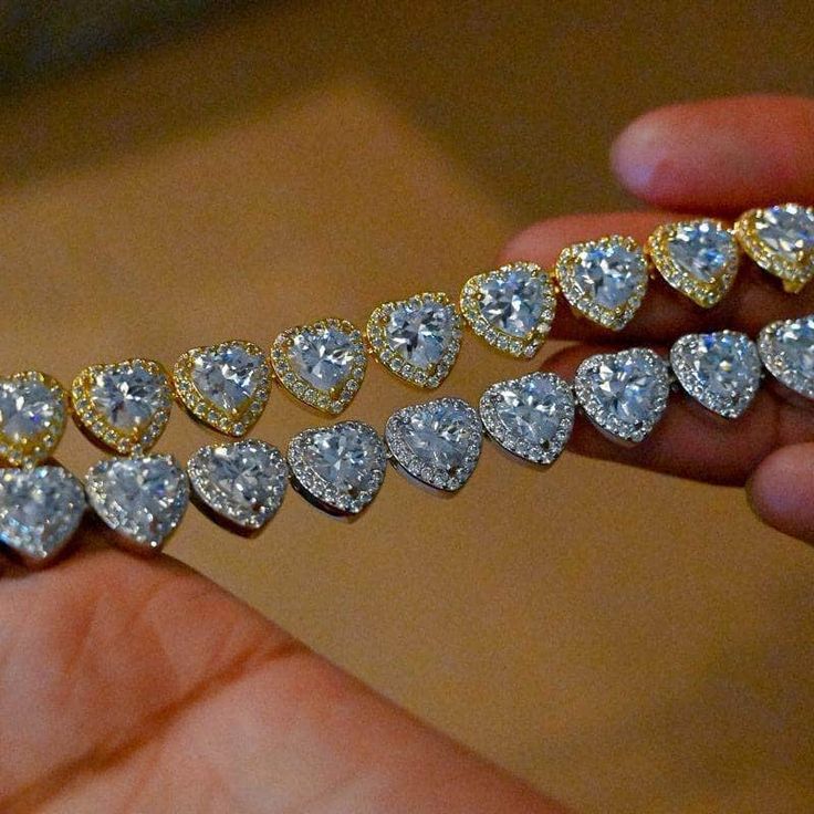 LUXIIVA® LAILA HEARTS CHARM CZ NECKLACE(Ready to Ship)