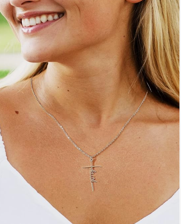 LUXIIVA® FAITH CROSS NECKLACE(Ready to Ship)