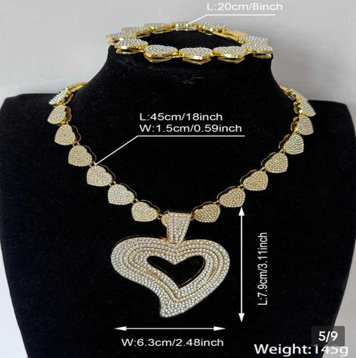 LUXIIVA® 3 PCS HOLLOW HEART NECKLACE AND BRACELET MATCHING SET(Ready to Ship)