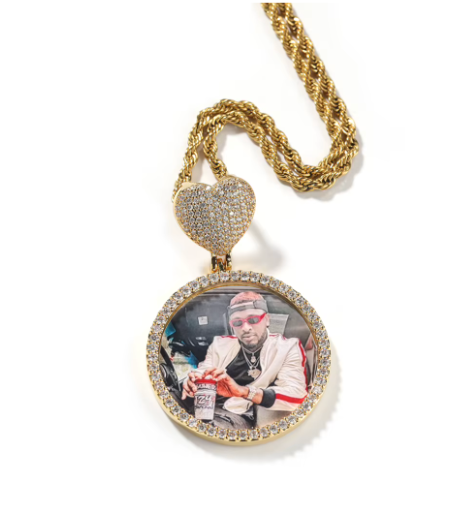LUXIIVA® CLASSIC CIRCLE - HEART HOOK CUSTOM PICTURE PENDANT