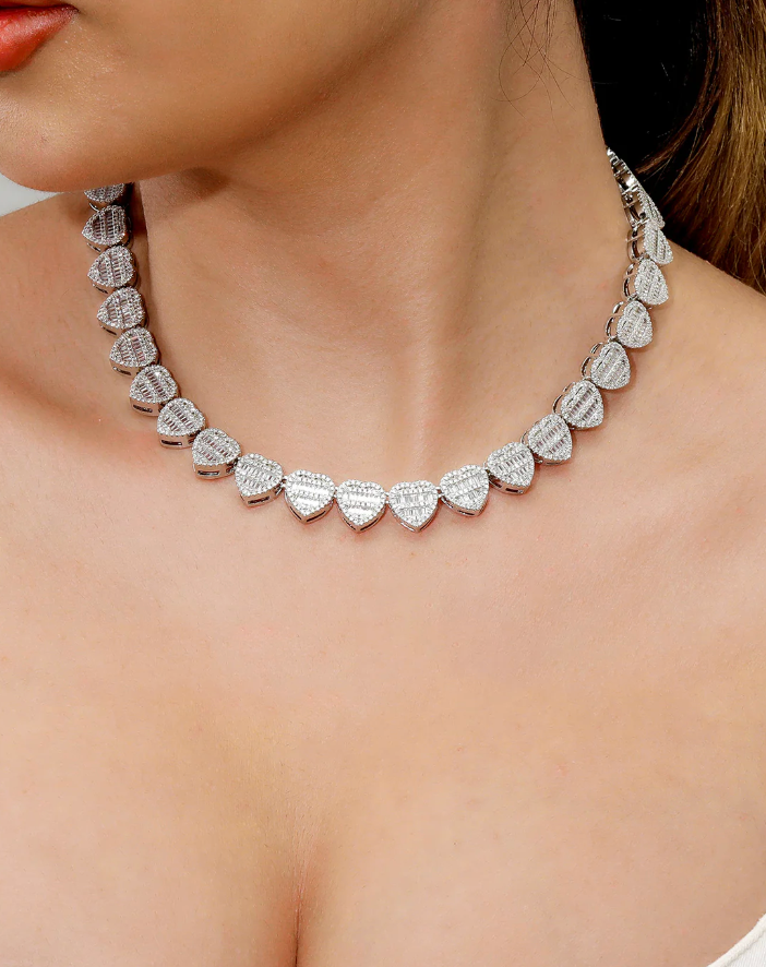 CRUSHED HEART NECKLACE (Ready to Ship)