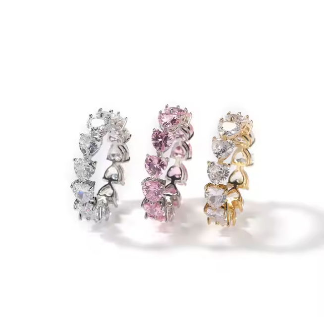 LUXIIVA® LINKED HEART RING(Ready to Ship)