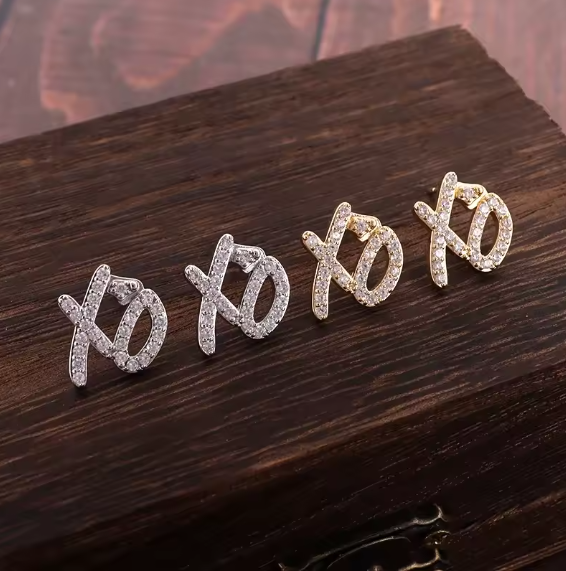 LUXIIVA® XO XO EARRINGS(Ready to Ship)