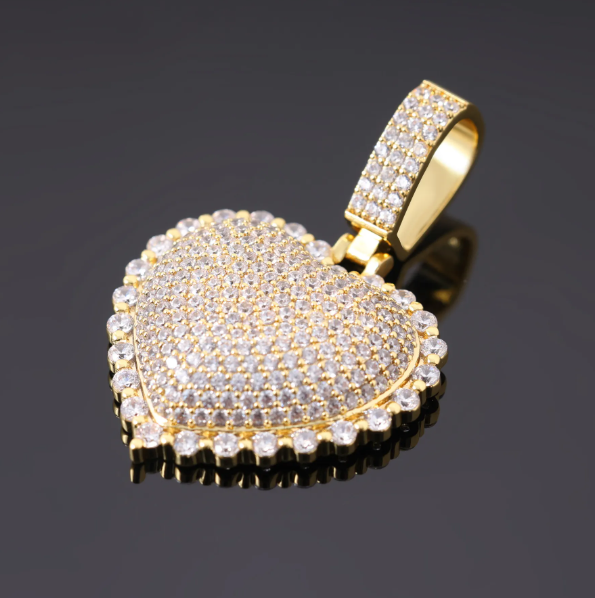 LUXIIVA® LACED HEART NECKLACE(Ready to Ship)