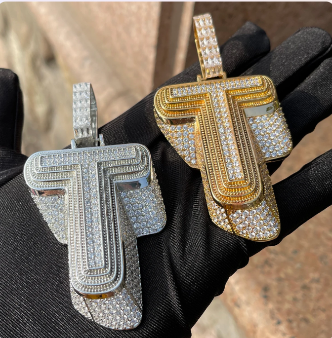 LUXIIVA® ICED OUT PERSORNALIZED PENDANT(Ready to Ship)