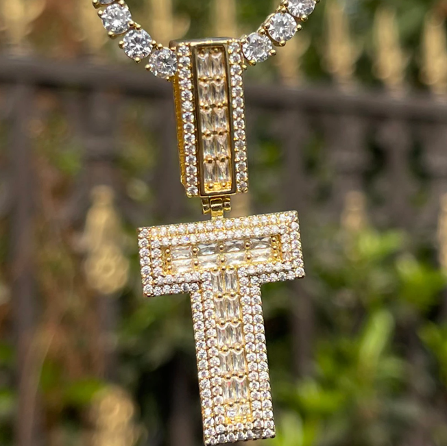 LUXIIVA® ICED OUT INITIAL BAGUETTE PENDANT(Ready to Ship)