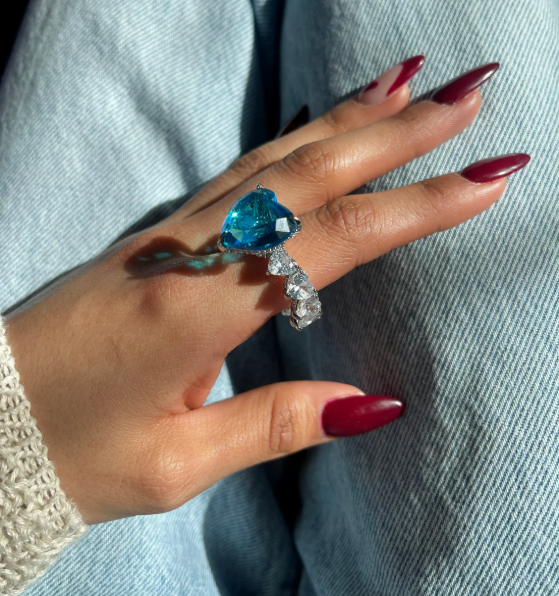 LUXIIVA® OCEAN HEART SPARKLE RING