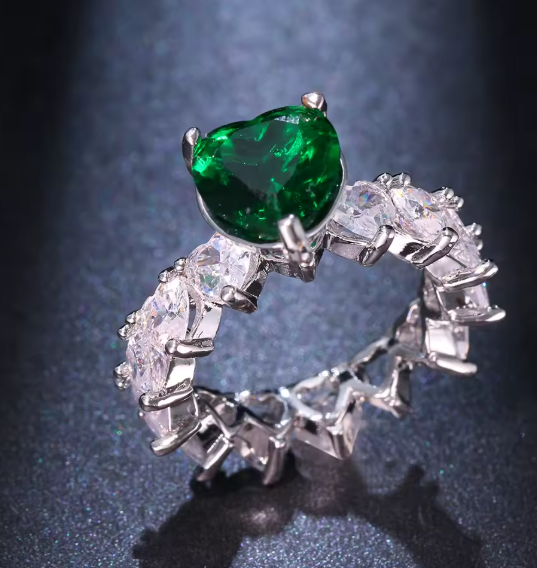 LUXIIVA® EMERALD HEART ETERNITY RING(Ready to Ship)