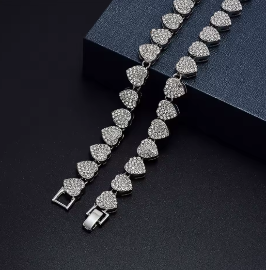 LUXIIVA® SPARKLING PAVE HEART TENNIS NECKLACE (Ready to Ship)