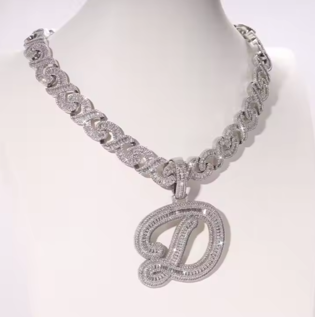 LUXIIVA® BOSS LADY INITIAL PENDANT(Ready to Ship)