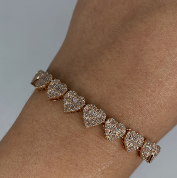 LUXIIVA Crushed Heart Bracelet - back view showing clasp and finish