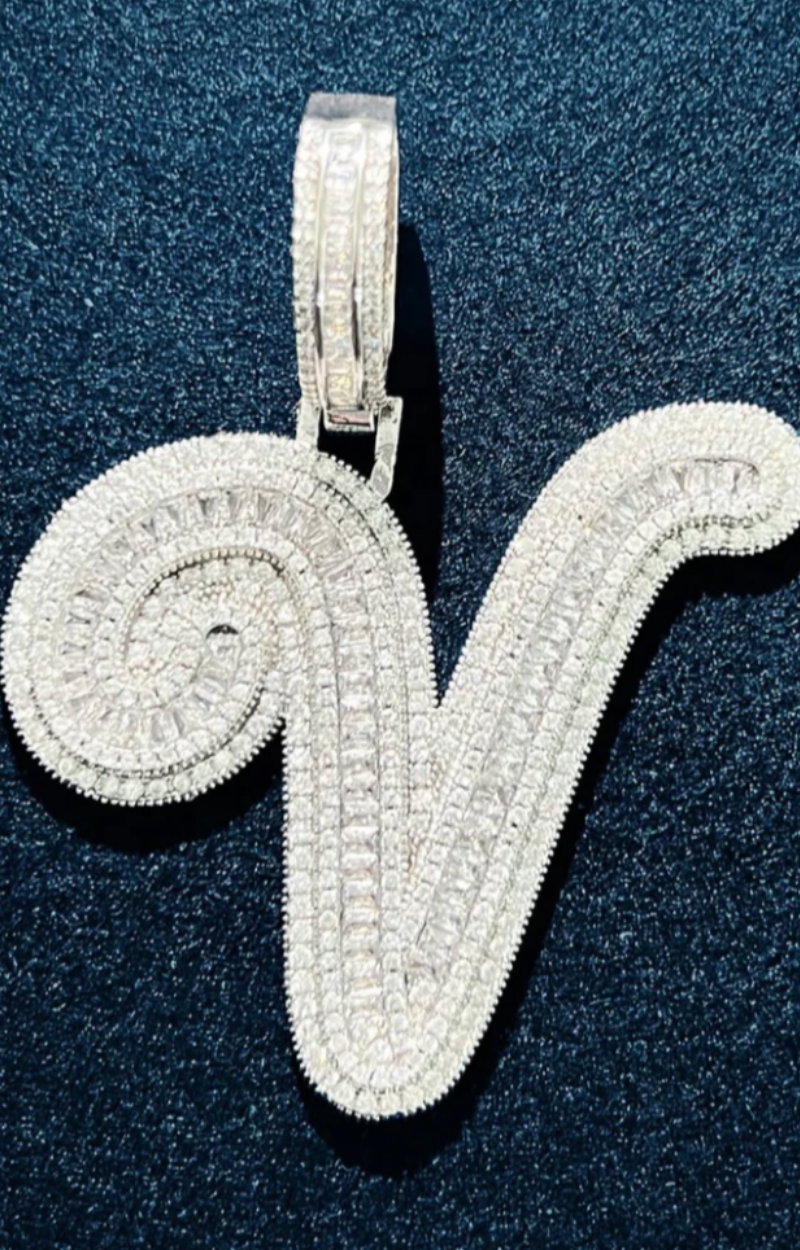 LUXIIVA® BOSS LADY INITIAL PENDANT(Ready to Ship)