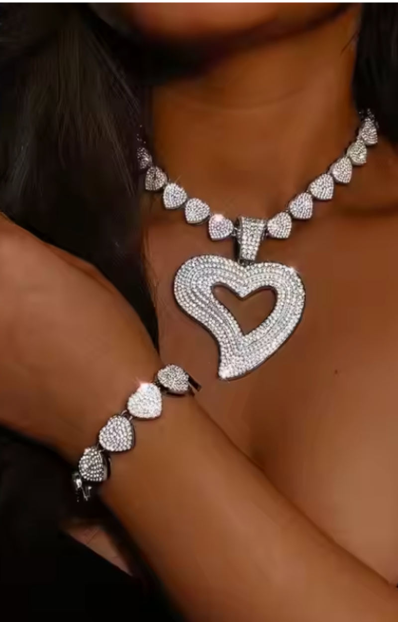 3 PCS HOLLOW HEART NECKLACE AND BRACELET MATCHING SET(Ready to Ship)