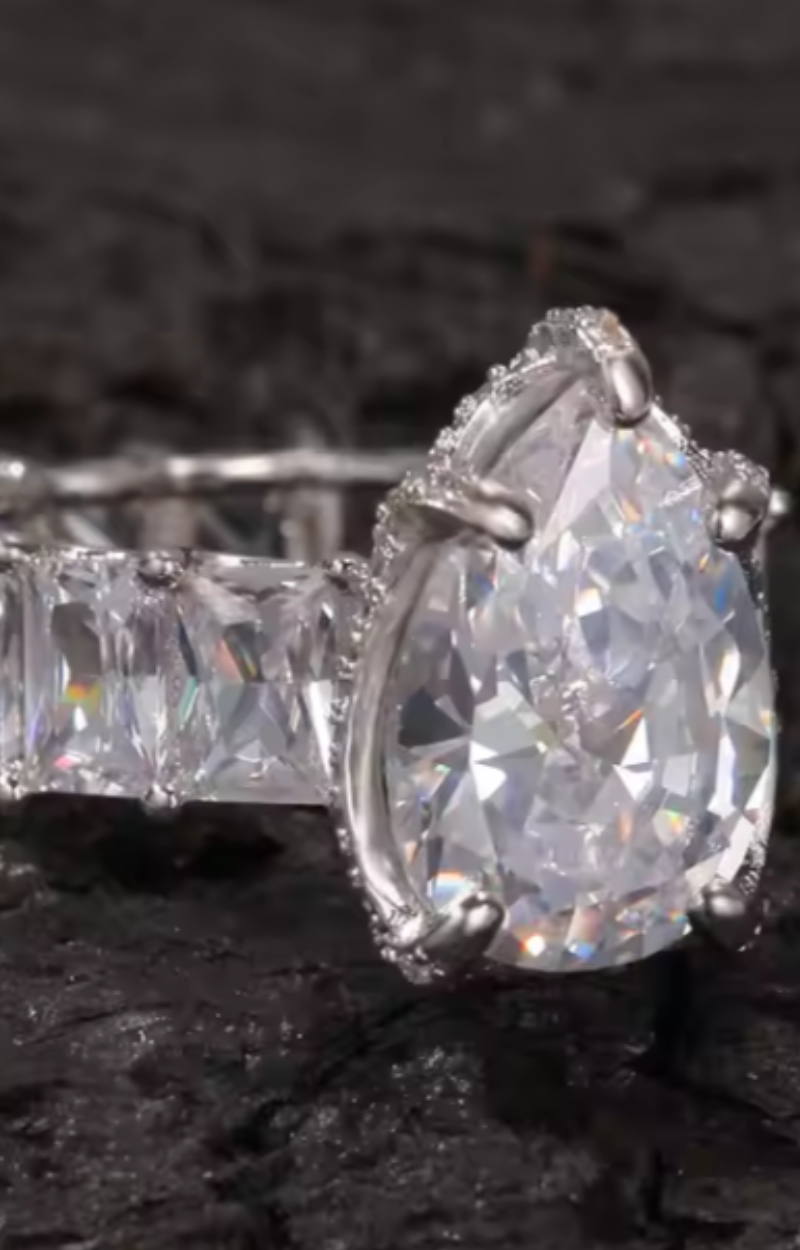 REMY BIG ICE RING (Ready to Ship)