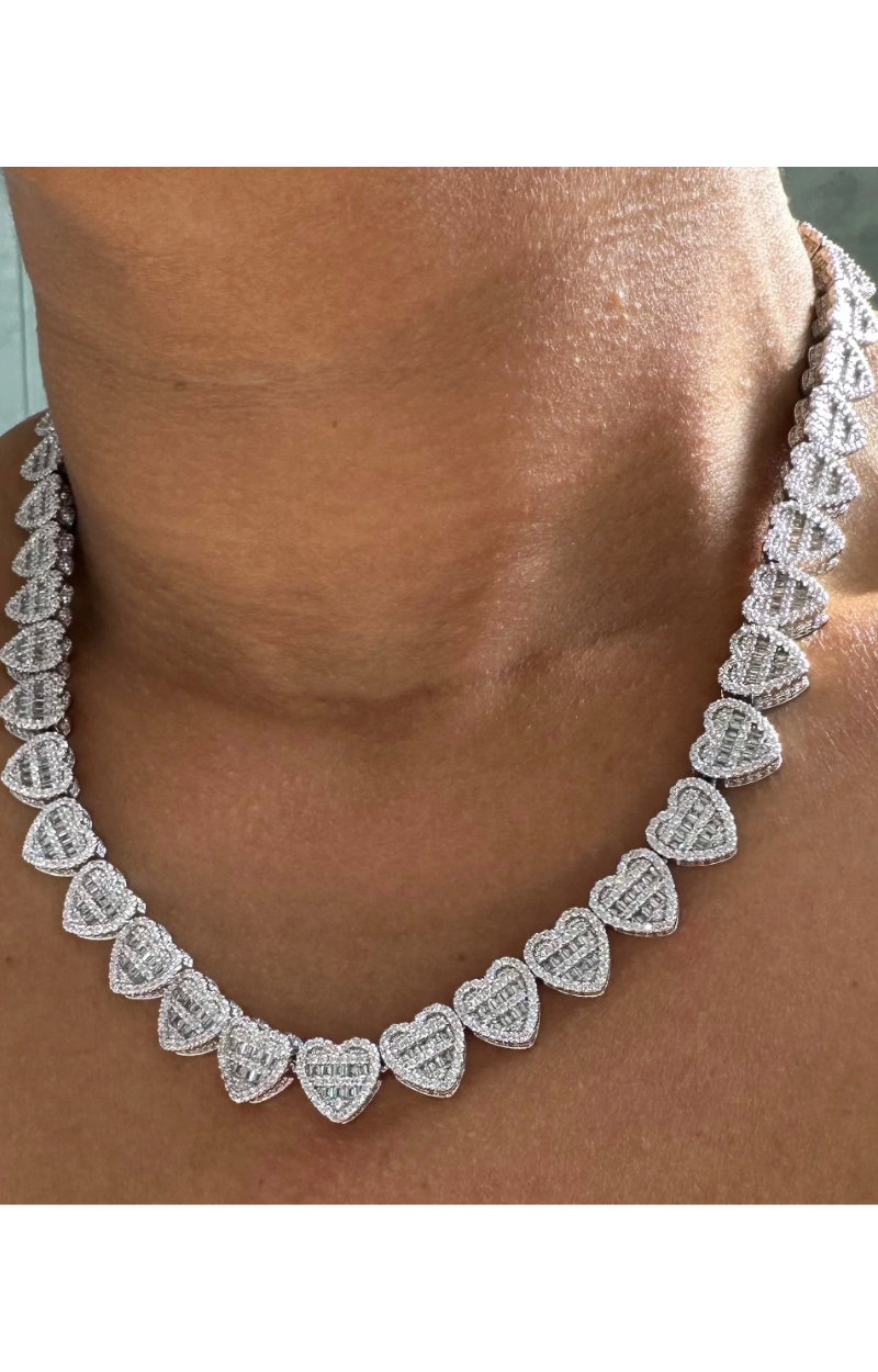 CRUSHED HEART NECKLACE (Ready to Ship)