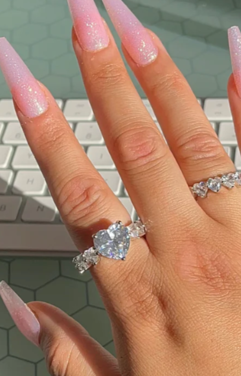 LUXIIVA® JENNIFER HEART CZ RINGS(Ready to Ship)