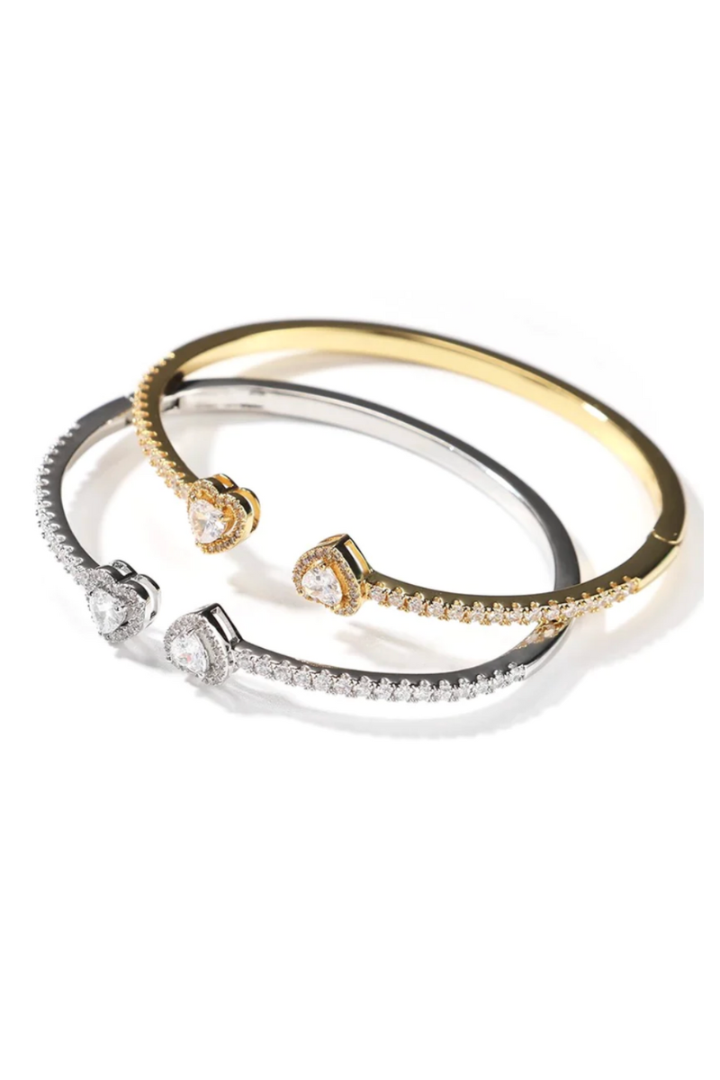 LUXIIVA Double Mini Hearts Bangle - size comparison and dimensions