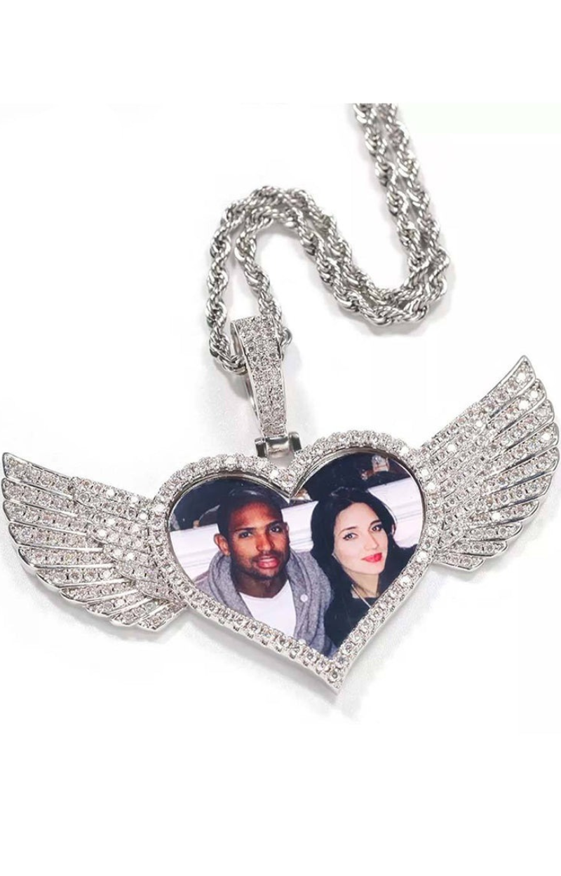 LUXIIVA® HEARTS WINGS CUSTOM PICTURE PENDANT