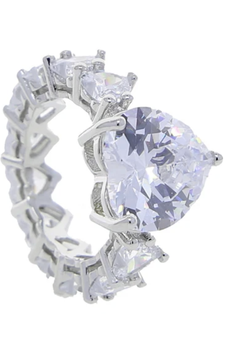 LUXIIVA® JENNIFER HEART CZ RINGS(Ready to Ship)