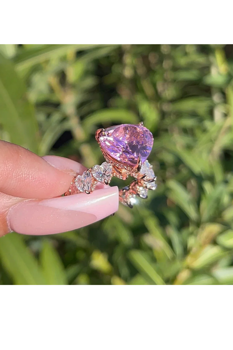 LUXIIVA® JENNIFER HEART CZ RINGS(Ready to Ship)