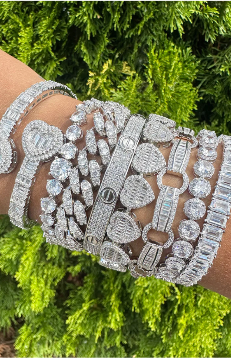 LUXIIVA® 5 PCS-SOPHIA BRACELET SET (Ready to Ship)-$24/Count