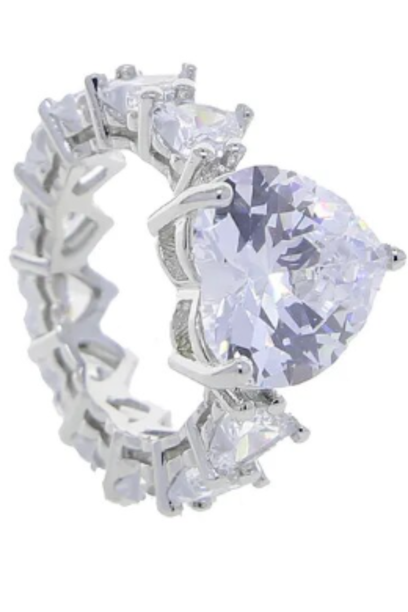 LUXIIVA® JENNIFER HEART CZ RINGS(Ready to Ship)