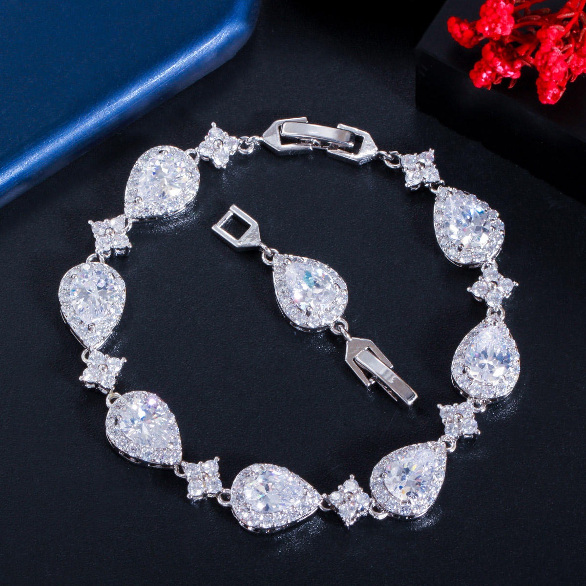LUXIIVA® GLAMOUR HALO TEARDROP CZ BRACELET (Ready to Ship)
