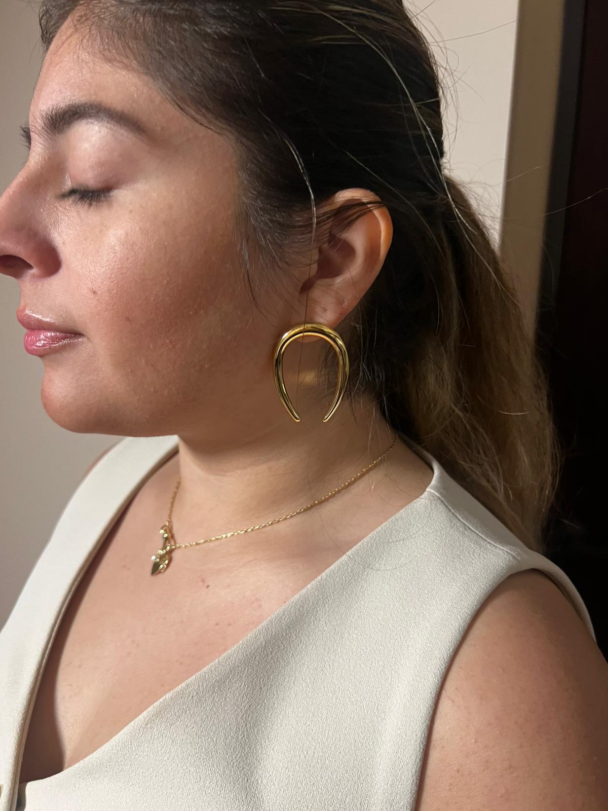 LUXIIVA® STATEMENT HORSE SHOE EARRINGS (Ready to Ship)