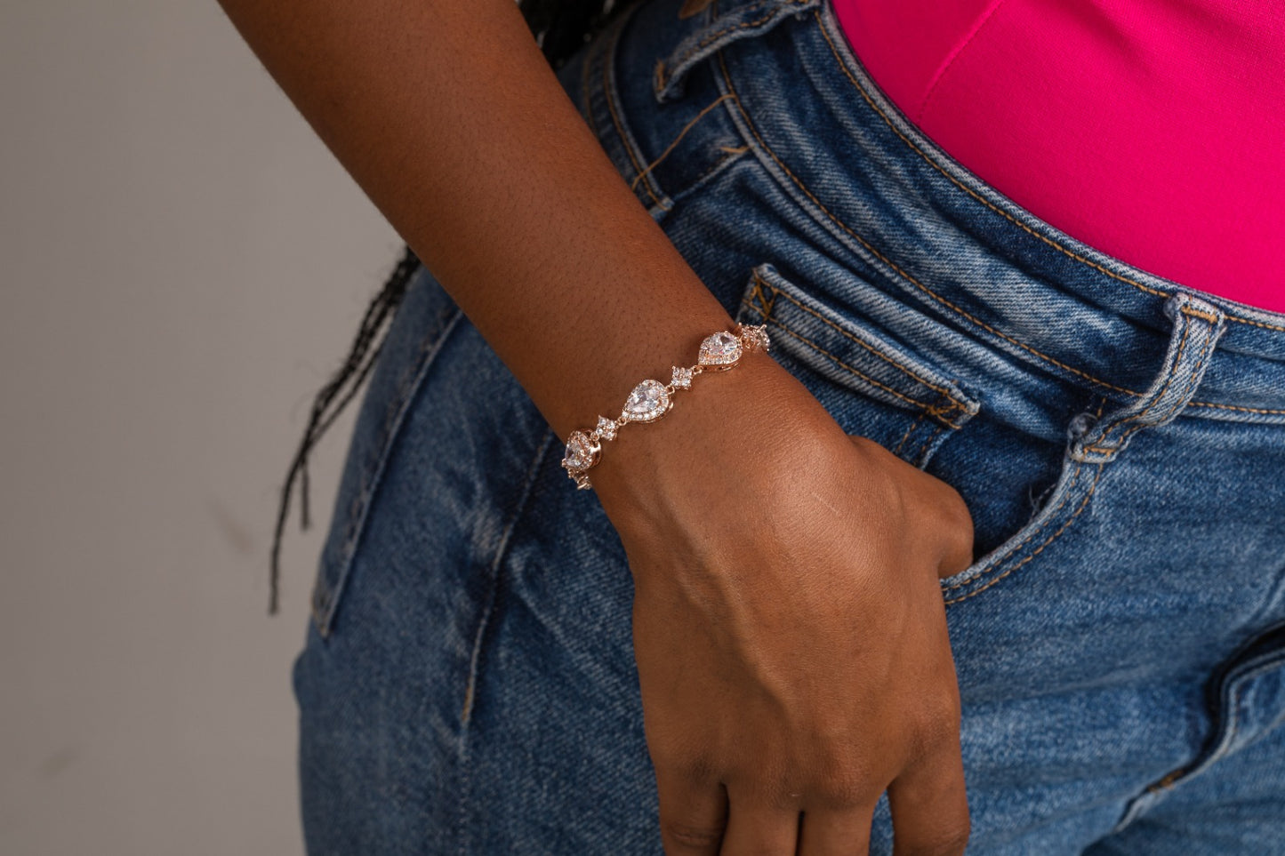 LUXIIVA® GLAMOUR HALO TEARDROP CZ BRACELET (Ready to Ship)