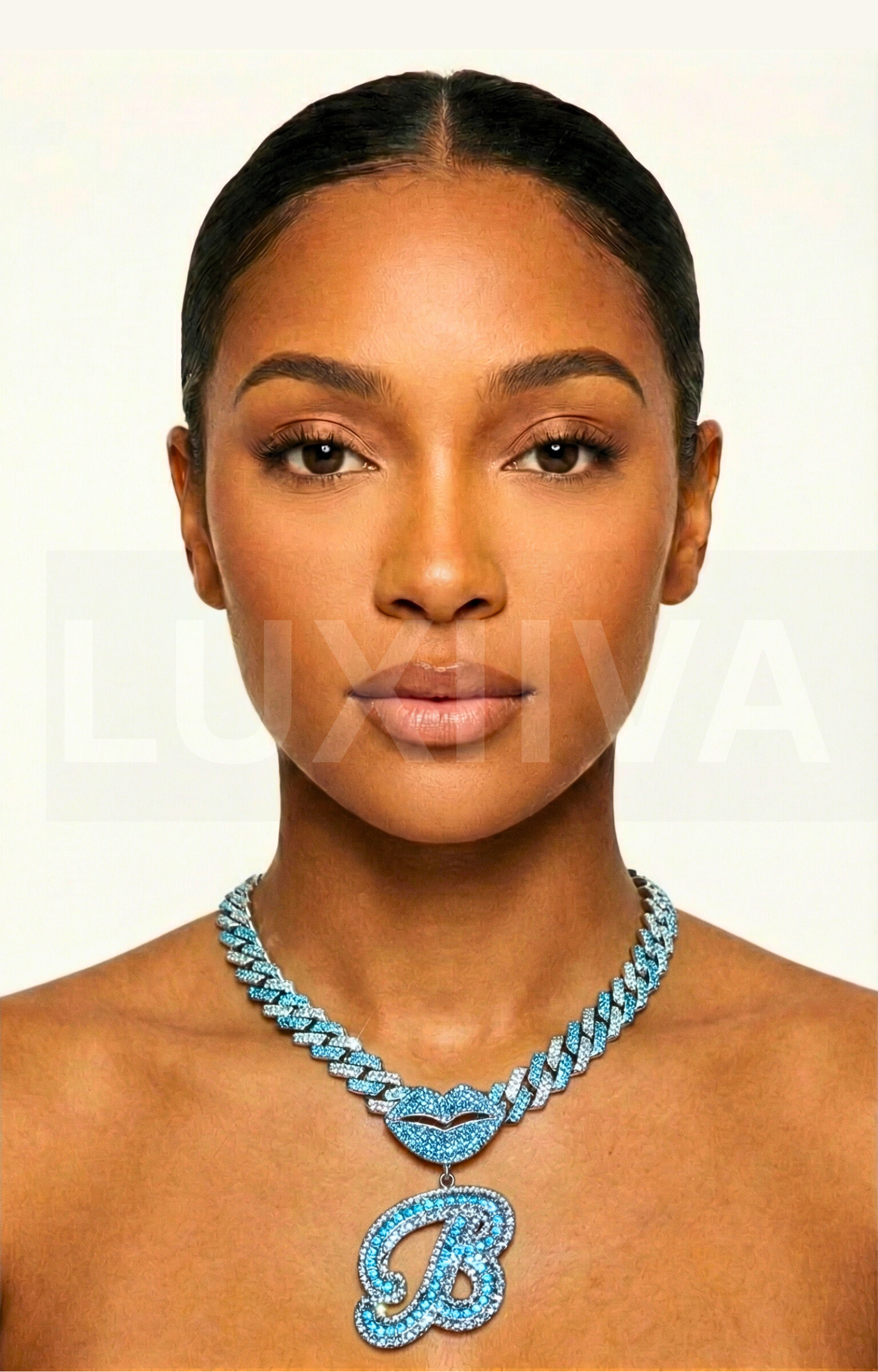 LUXIIVA® LIPS INITIAL PENDANT(Ready to Ship)