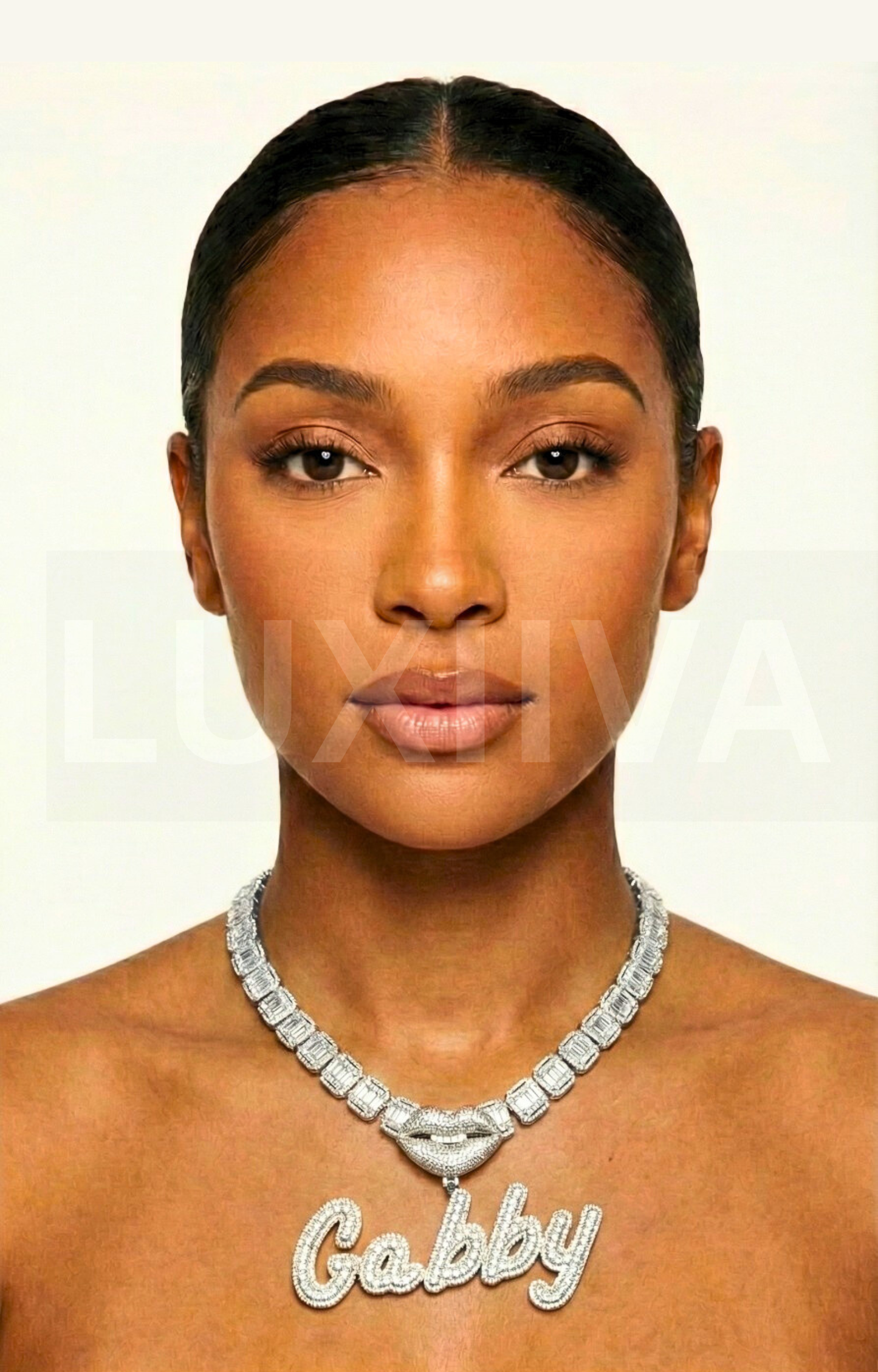 LUXIIVA® ICY LIPS NECKLACE