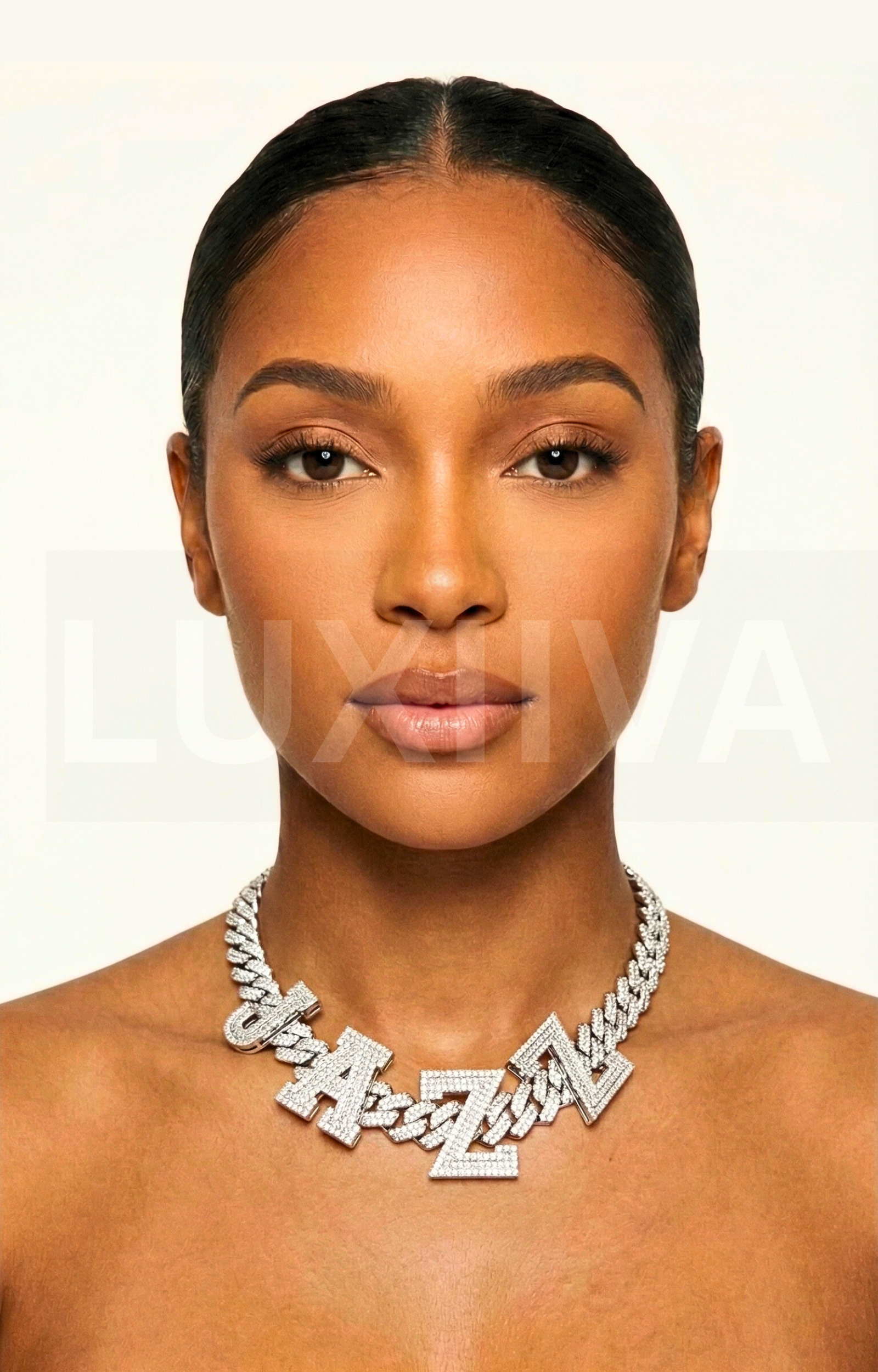 LUXIIVA Sherry Bold Name Necklace - front view of necklace