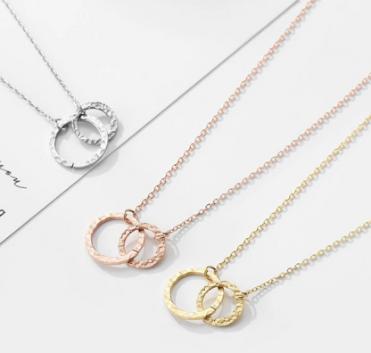 LUXIIVA® INTERLOCKING CIRCLES NECKLACE(Ready to Ship)