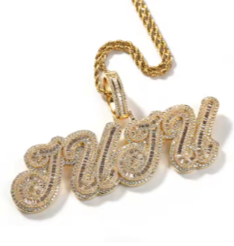 KELLY DIAMOND NAME NECKLACE