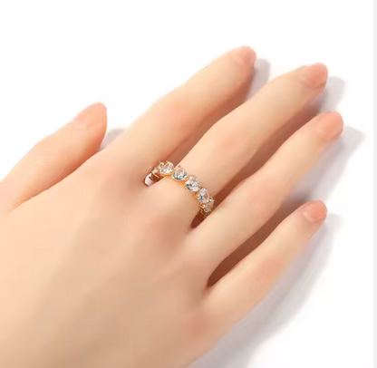 LUXIIVA® LINKED HEART RING(Ready to Ship)