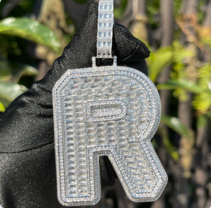 LUXIIVA® A~Z SINGLE BAGUETTE INITIAL NECKLACE(Ready to Ship)