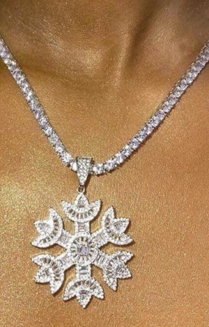 SNOWFLAKE NECKLACE(Ships Same Day)