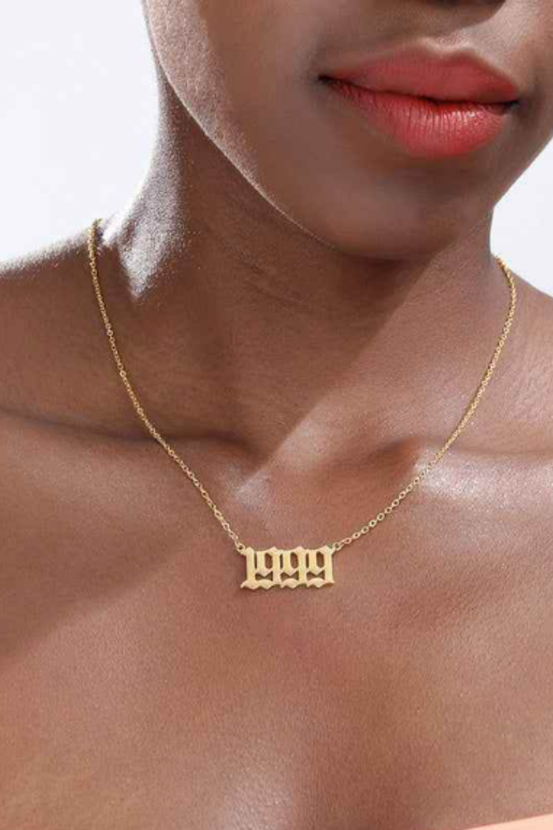 YEAR NECKLACE