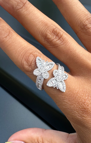 EMMA BUTTERFLY BAGUETTE RING(Ready to Ship)