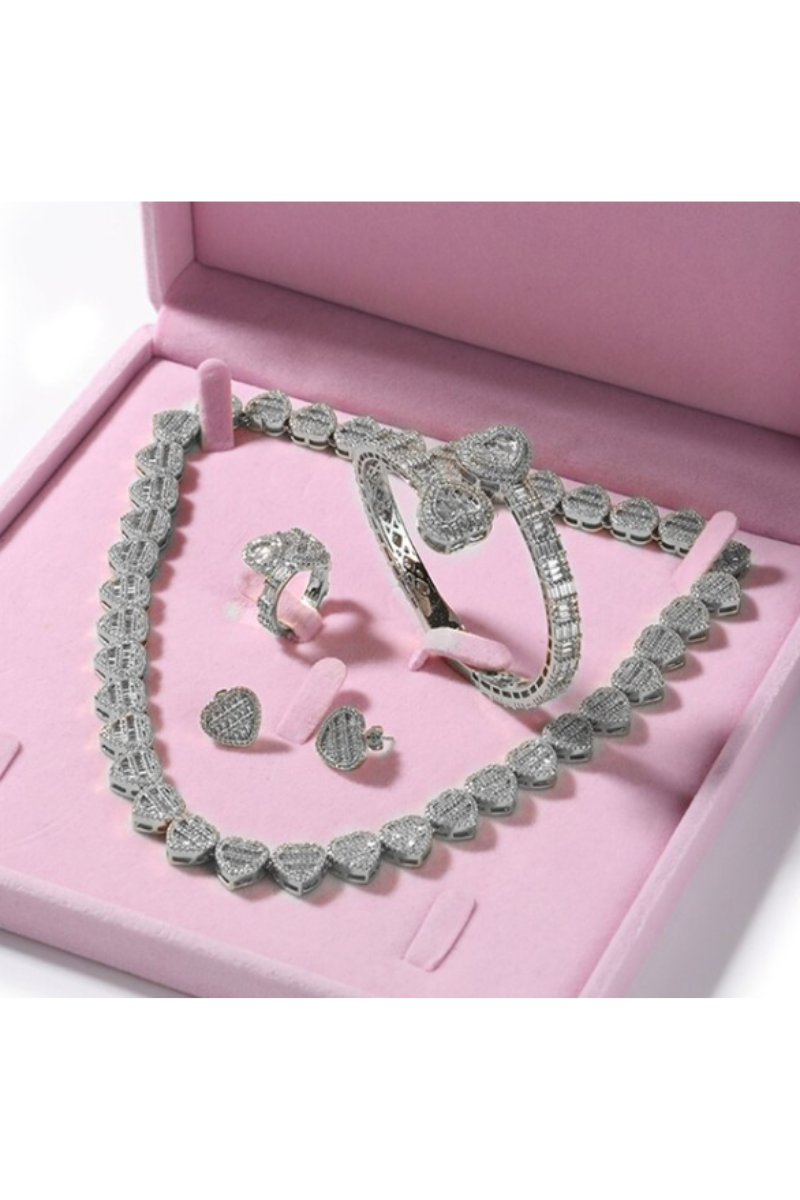 SANDRA ICED OUT HEART JEWELRY SET (Ready to Ship)