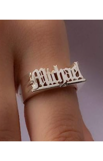 VINTAGE SCRIPT NAME RING