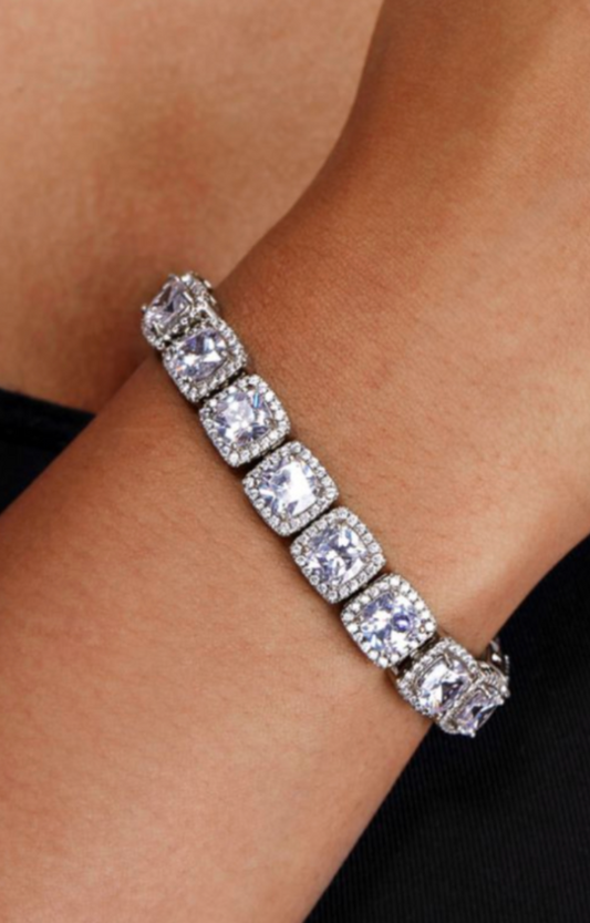 ELLA 10MM CLUSTERED TENNIS BRACELET(Ready to Ship)